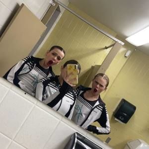 Meet your Posher, Maci